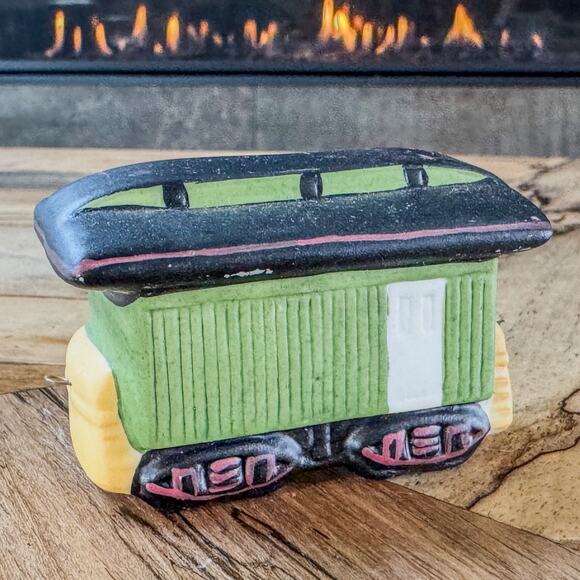 1995 Vintage Christmas Village Ceramic Train Cars by Dayton Hudson, Set of 3 - Picture 5 of 8